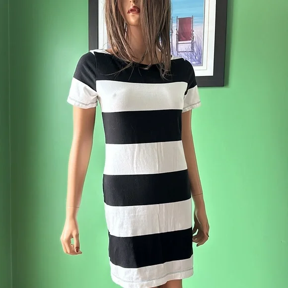 Forever 21 Short Sleeved Jersey Dress